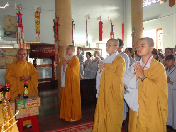 Hóc môn: Chùa Bửu Minh tổ chức chuyến hành hương Thập tự đầu xuân mới