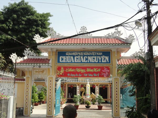 Hóc môn: Chùa Bửu Minh tổ chức chuyến hành hương Thập tự đầu xuân mới