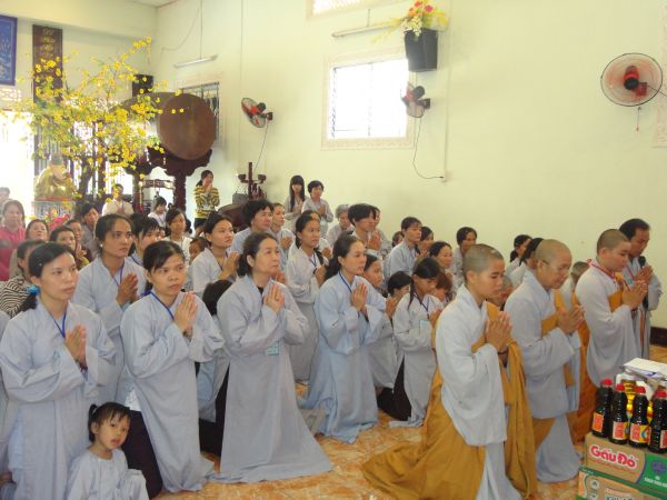 Hóc môn: Chùa Bửu Minh tổ chức chuyến hành hương Thập tự đầu xuân mới