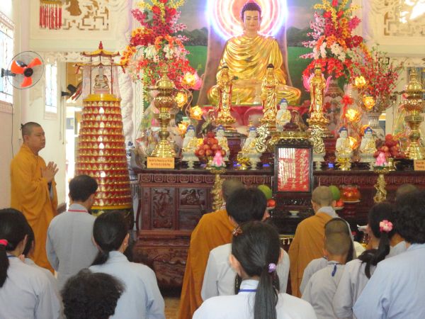 Hóc môn: Chùa Bửu Minh tổ chức chuyến hành hương Thập tự đầu xuân mới