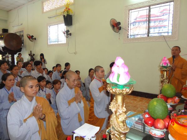 Hóc môn: Chùa Bửu Minh tổ chức chuyến hành hương Thập tự đầu xuân mới