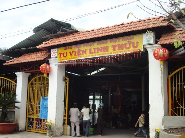 Hóc môn: Chùa Bửu Minh tổ chức chuyến hành hương Thập tự đầu xuân mới