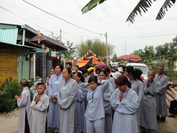 Hóc môn: Chùa Bửu Minh tổ chức chuyến hành hương Thập tự đầu xuân mới