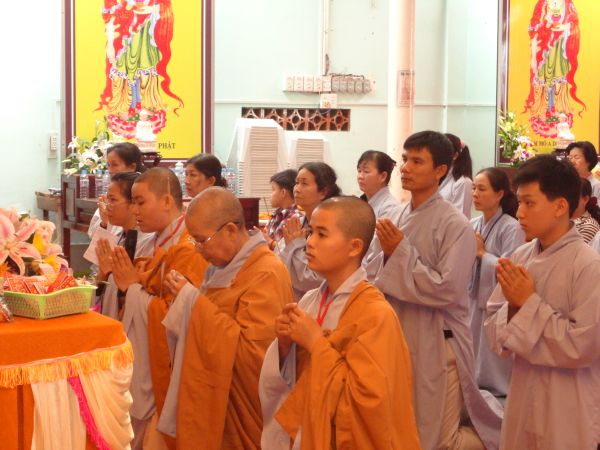 Hóc môn: Chùa Bửu Minh tổ chức chuyến hành hương Thập tự đầu xuân mới