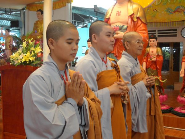 Hóc môn: Chùa Bửu Minh tổ chức chuyến hành hương Thập tự đầu xuân mới