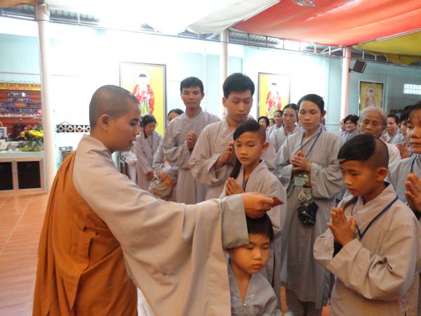 Hóc môn: Chùa Bửu Minh tổ chức chuyến hành hương Thập tự đầu xuân mới