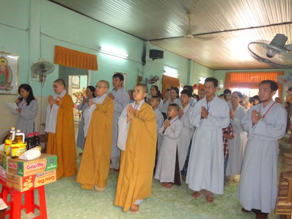 Hóc môn: Chùa Bửu Minh tổ chức chuyến hành hương Thập tự đầu xuân mới