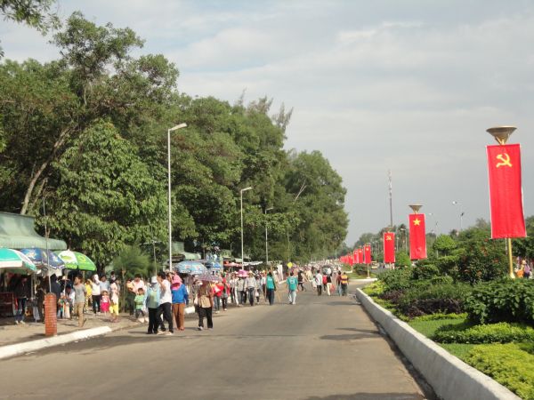 Hóc môn: Chùa Bửu Minh tổ chức chuyến hành hương Thập tự đầu xuân mới