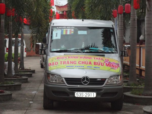 Hóc môn: Chùa Bửu Minh tổ chức chuyến hành hương Thập tự đầu xuân mới