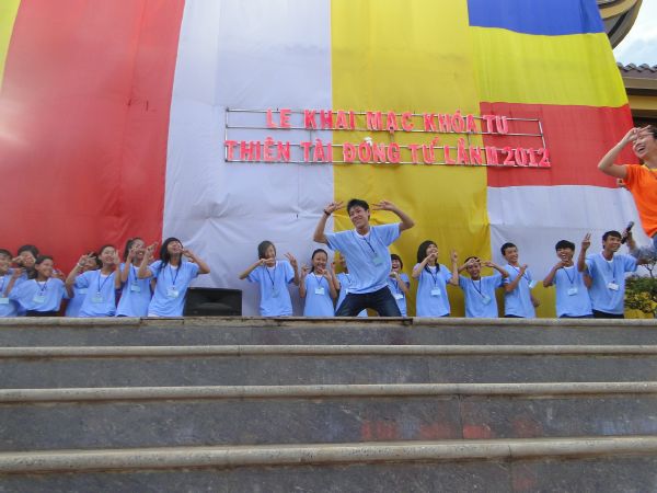 Đắk Lắk: Hào hứng, sôi nổi, bất ngờ, thú vị - khóa tu Thiện Tài Đồng Tử ngày thứ 2