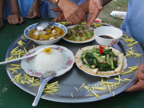 Đắk Lắk: Hào hứng, sôi nổi, bất ngờ, thú vị - khóa tu Thiện Tài Đồng Tử ngày thứ 2
