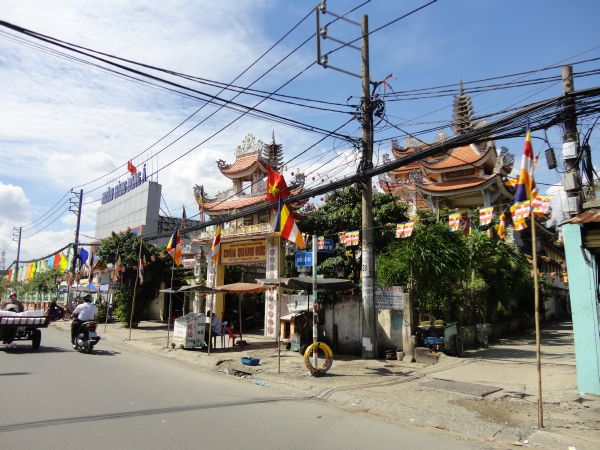TP. HCM: Phật giáo huyện Hóc Môn tưng bừng chuẩn bị đón mừng ngày Phật đản sanh