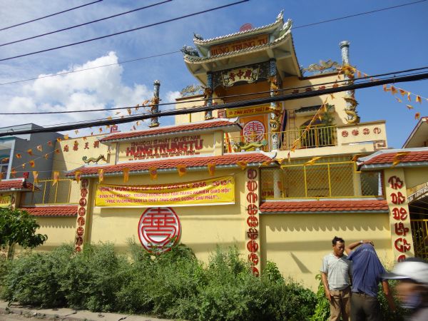 TP. HCM: Phật giáo huyện Hóc Môn tưng bừng chuẩn bị đón mừng ngày Phật đản sanh