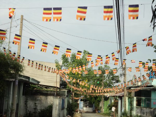 TP. HCM: Phật giáo huyện Hóc Môn tưng bừng chuẩn bị đón mừng ngày Phật đản sanh