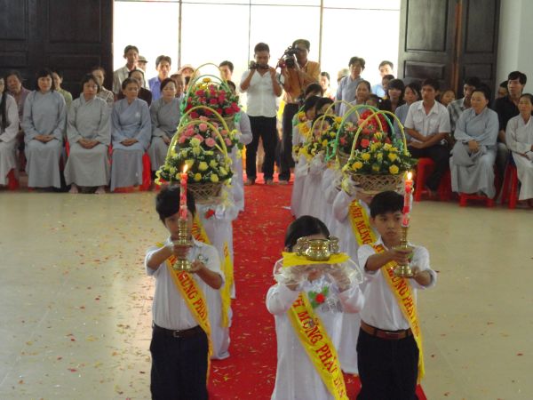 Đồng Tháp: Ban Đại diện Phật giáo huyện Tam Nông tổ chức Đại lễ Phật Đản