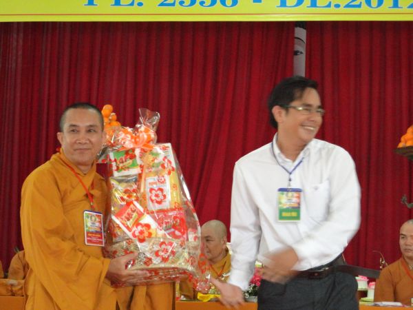 Đồng Tháp: Ban Đại diện Phật giáo huyện Tam Nông tổ chức Đại lễ Phật Đản