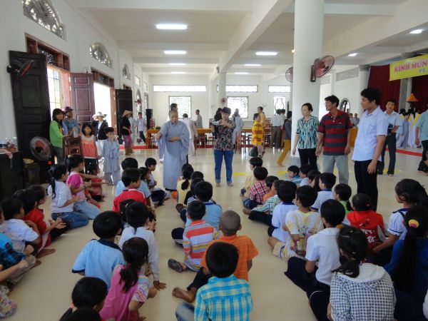 Đồng Tháp: Ban Đại diện Phật giáo huyện Tam Nông tổ chức Đại lễ Phật Đản