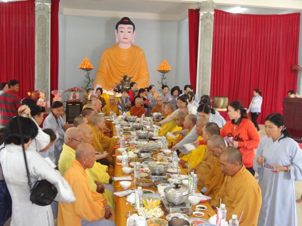 Đồng Tháp: Ban Đại diện Phật giáo huyện Tam Nông tổ chức Đại lễ Phật Đản