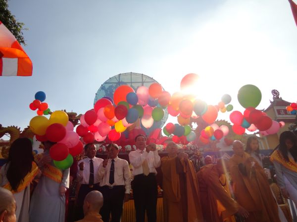 TP. HCM: Ban đại diện Phật giáo huyện Hóc Môn tổ chức đại lễ kính mừng Phật đản