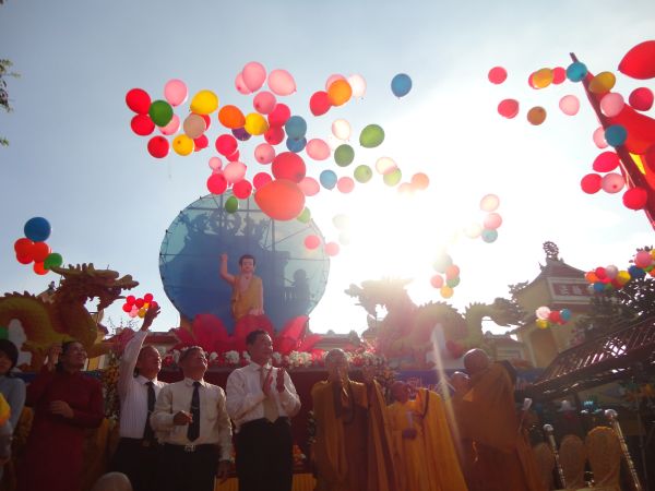 TP. HCM: Ban đại diện Phật giáo huyện Hóc Môn tổ chức đại lễ kính mừng Phật đản