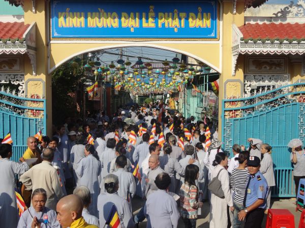 TP. HCM: Ban đại diện Phật giáo huyện Hóc Môn tổ chức đại lễ kính mừng Phật đản