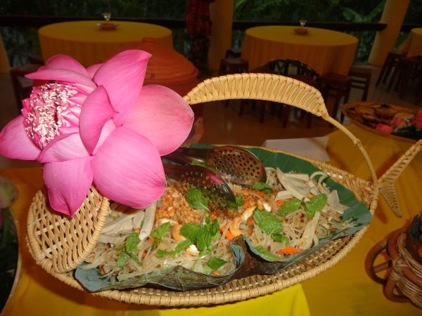 Đồng Tháp: Chùa Quê Hương khánh thành trai đường Cát Tường