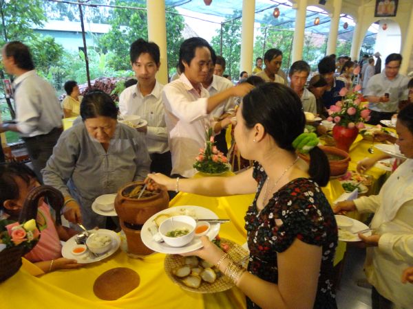 Đồng Tháp: Chùa Quê Hương khánh thành trai đường Cát Tường