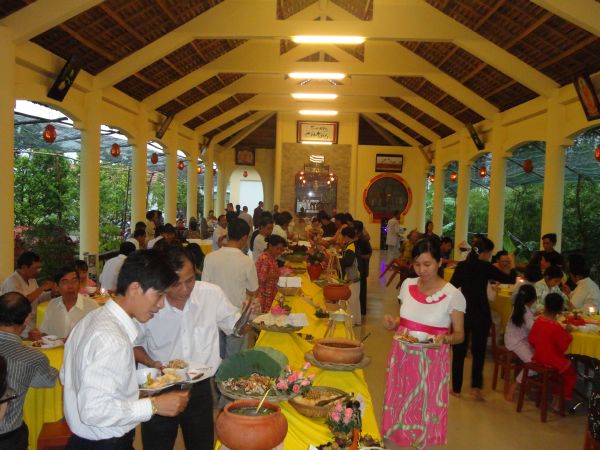 Đồng Tháp: Chùa Quê Hương khánh thành trai đường Cát Tường