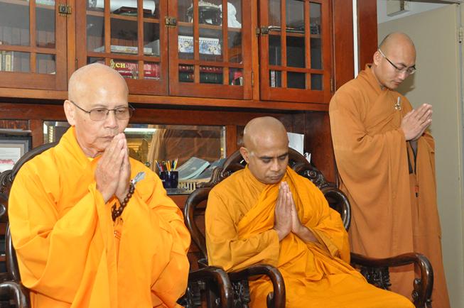 Hoa Kỳ: tâm từ khởi sáng mùa Phật Đản Vesak tại Chùa Liễu Quán