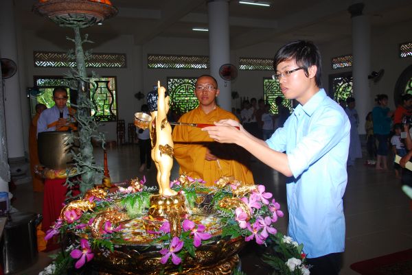 Đồng Tháp: Chùa Quê Hương hân hoan chuẩn bị đón mừng ngày Phật đản sanh