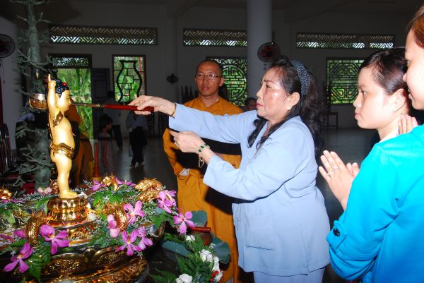 Đồng Tháp: Chùa Quê Hương hân hoan chuẩn bị đón mừng ngày Phật đản sanh