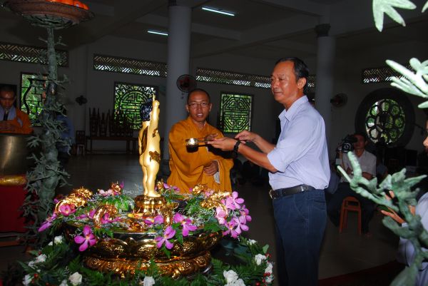 Đồng Tháp: Chùa Quê Hương hân hoan chuẩn bị đón mừng ngày Phật đản sanh