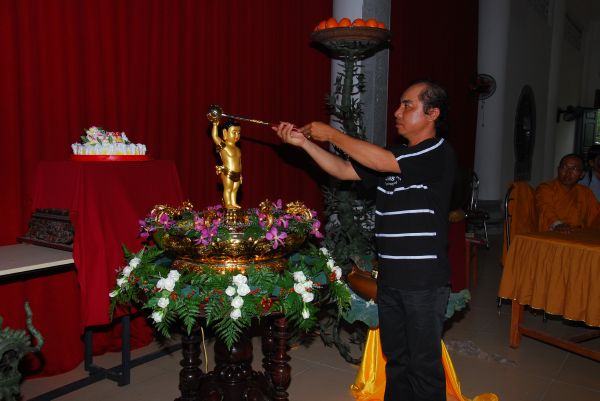 Đồng Tháp: Chùa Quê Hương hân hoan chuẩn bị đón mừng ngày Phật đản sanh