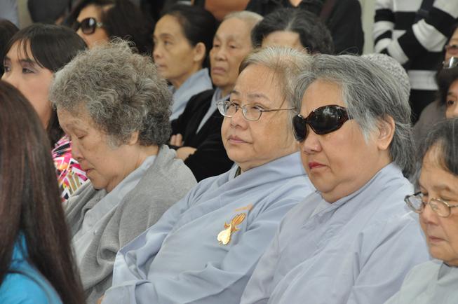 Hoa Kỳ: tâm từ khởi sáng mùa Phật Đản Vesak tại Chùa Liễu Quán
