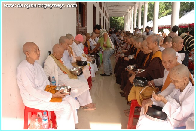 Đồng Nai - TP.Hồ Chí Minh:   Lễ Tưởng Niệm Lần Thứ 30 Cố Trưởng Lão Hòa Thượng Thích Giới Nghiêm