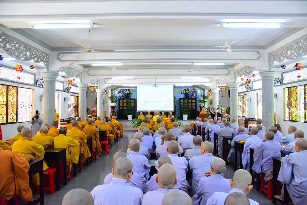 Ban giáo dục Phật giáo TP.HCM tham gia đoàn thăm, sách tấn các hạ trường trên địa bàn