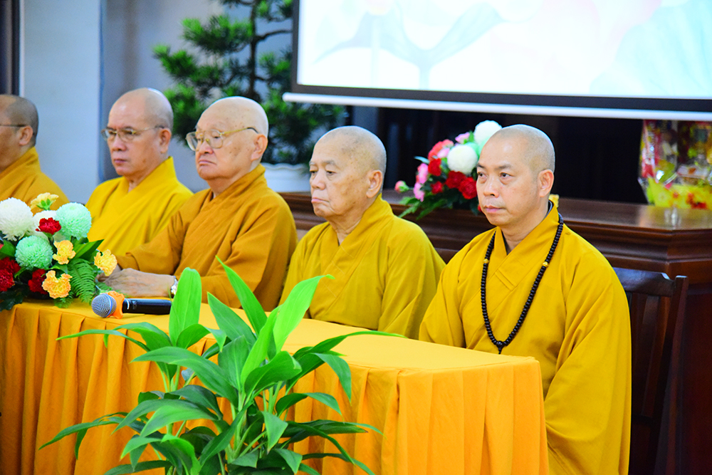 Ban giáo dục Phật giáo TP.HCM tham gia đoàn thăm, sách tấn các hạ trường trên địa bàn