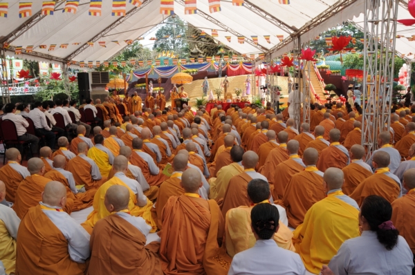 Đại lễ an vị thánh tượng Bồ Tát Quán Thế Âm lớn nhất Việt Nam tại Suối Tiên