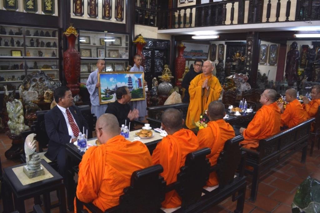 Lâm Đồng: Đoàn Bộ Tư Lệnh Cảnh Vệ Quân Đội Hoàng Gia Campuchia đến viếng thăm Chùa Linh Phước – Đà Lạt.