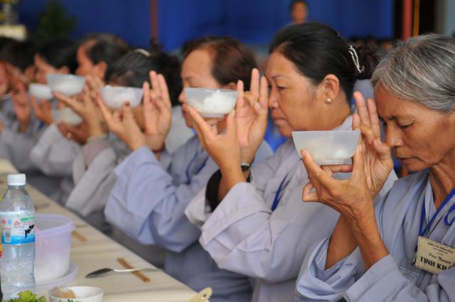 Chùm ảnh khóa tu Niệm Phật tại chùa Hương Sơn - Đà Nẵng