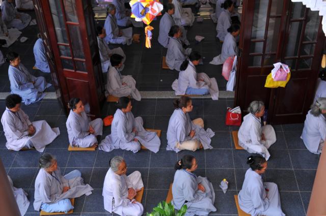 Chùm ảnh khóa tu Niệm Phật tại chùa Hương Sơn - Đà Nẵng