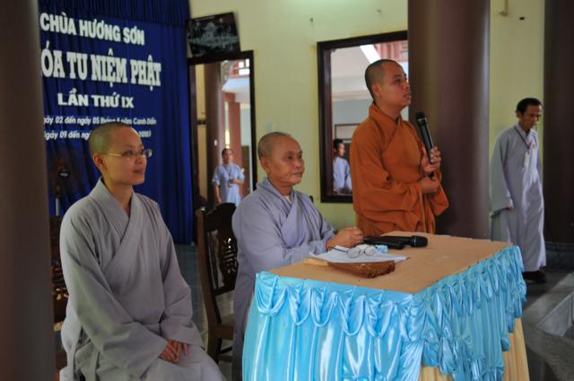Chùm ảnh khóa tu Niệm Phật tại chùa Hương Sơn - Đà Nẵng