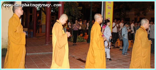 Hà Nội:   Lễ cầu nguyện tiếp sức mùa thi