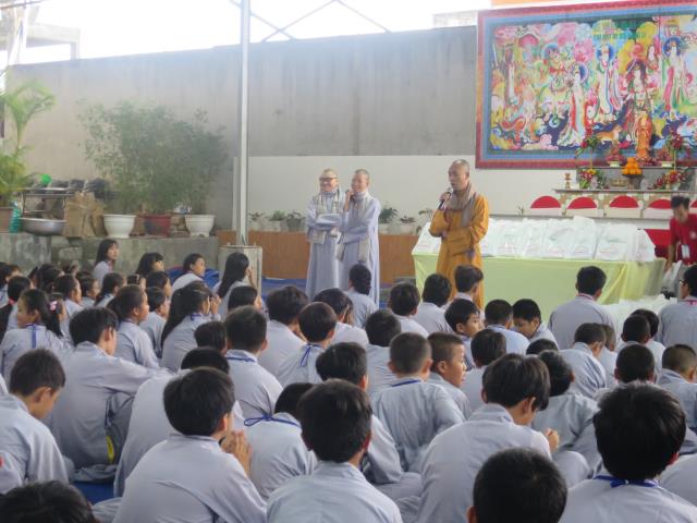 Lâm Đồng: Bế mạc khóa tu mùa hè “Tâm hiếu hạnh”
