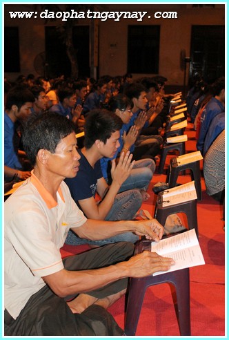 Hà Nội:   Lễ cầu nguyện tiếp sức mùa thi