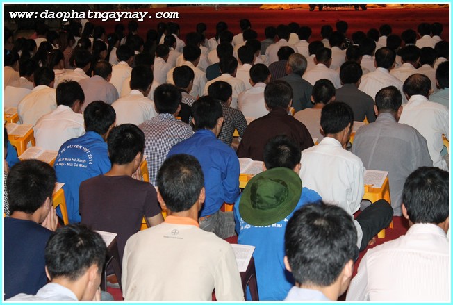 Hà Nội:   Lễ cầu nguyện tiếp sức mùa thi