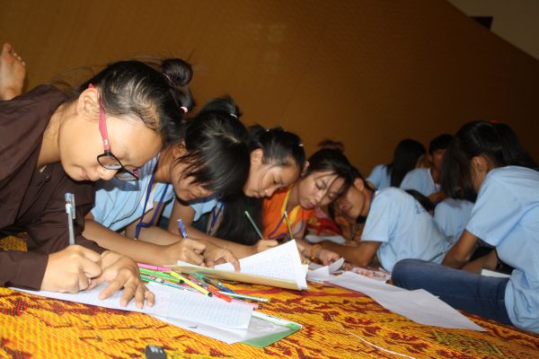 Khóa tu Thiện Tài Đồng Tử và pháp thoại gây xúc động lòng người