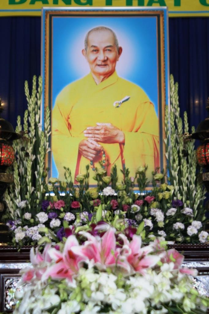 Đồng Tháp: BTS. Phật Giáo Viếng HT. Thích Viên Minh