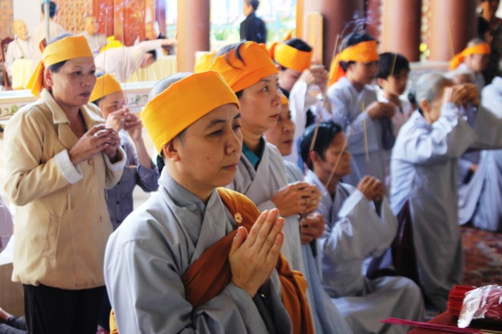 Đồng Tháp: BTS. Phật Giáo Viếng HT. Thích Viên Minh