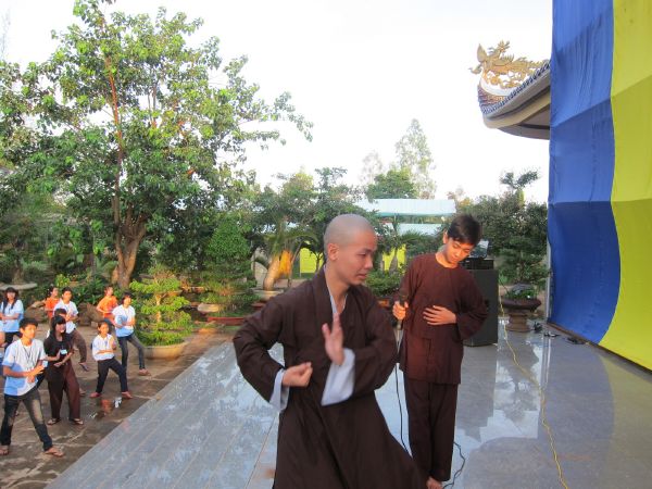 Đắk Lắk: Hào hứng, sôi nổi, bất ngờ, thú vị - khóa tu Thiện Tài Đồng Tử ngày thứ 2